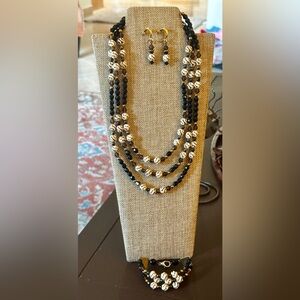 Black and Gold Beaded Jewelry 3 Piece Set